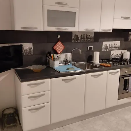 Апартаменты Anna's Little House