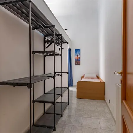 Anna's Little House Apartman *