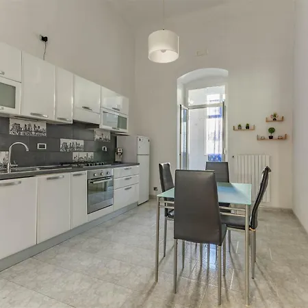 Apartamento Anna's Little House