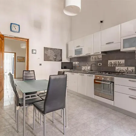 Apartamento Anna's Little House