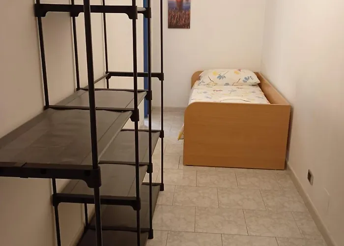 Anna's Little House Apartment